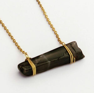 Necklace Horizontal Stick